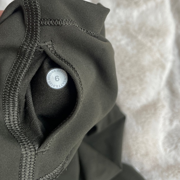 Lululemon Align High-Rise Crop 21" - Picture 2 of 4